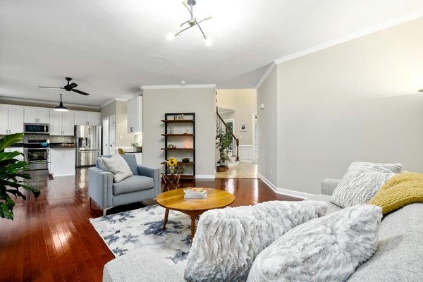 Innovative Homeoffice-Tipps für kleine Räume: So gestalten Sie Ihren Arbeitsplatz produktiv und effizient!